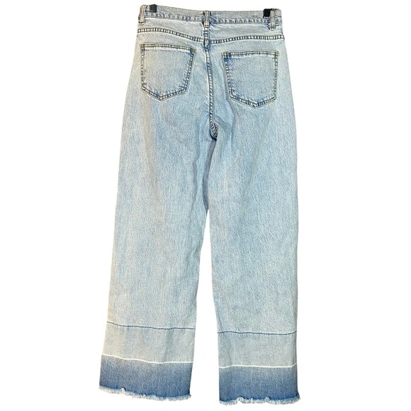 Womens Wide Leg Cropped Jeans Ombre Light Wash Raw Hem Size 2 26 - Picture 3 of 11